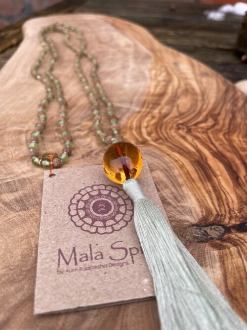 mala Rudraksha, peridot en amber